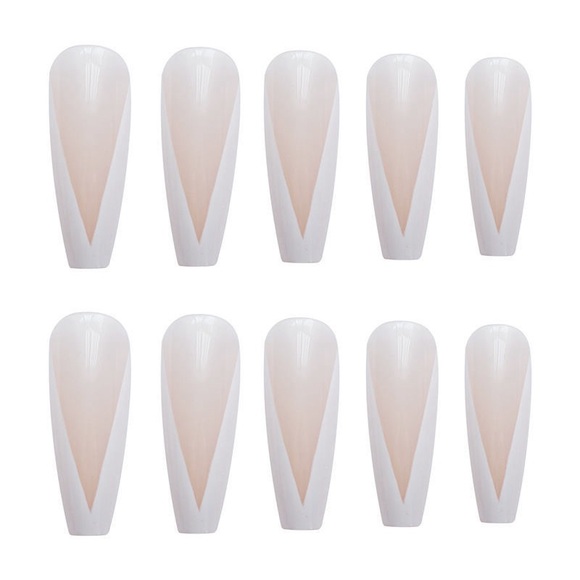 Beautiful Press-on Nails for women - Picture 4 of 4